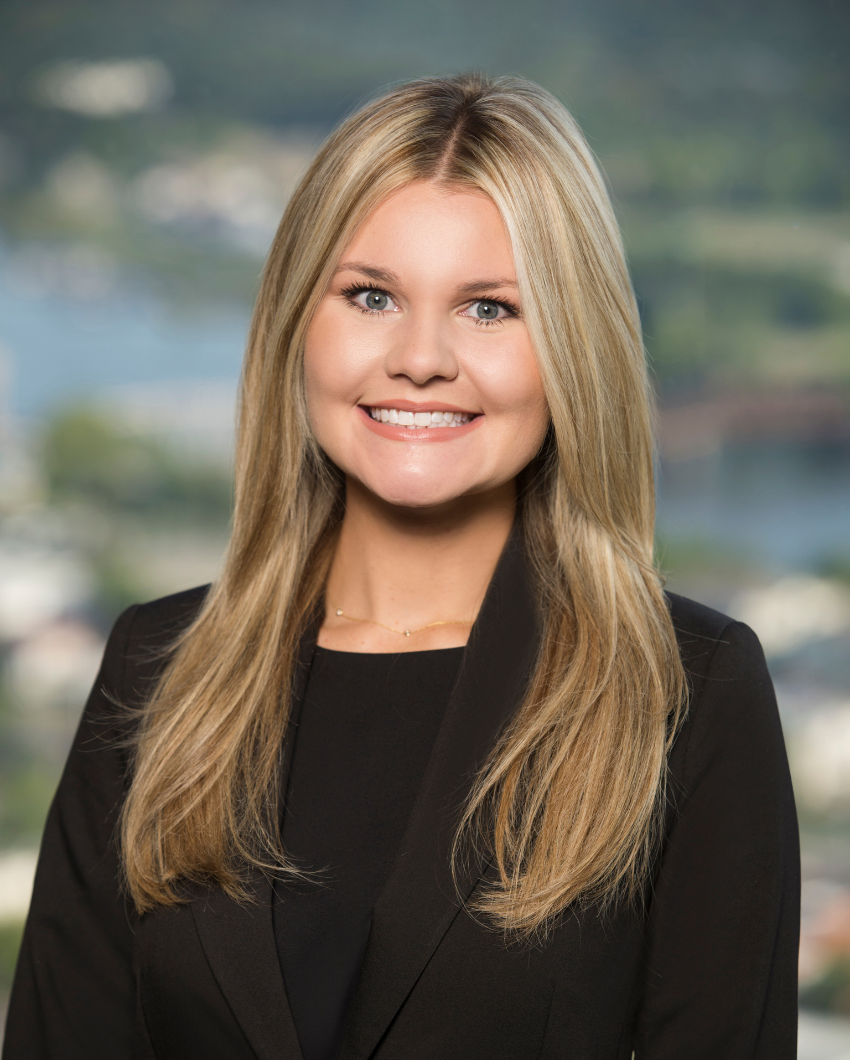 Hannah Webb Howard headshot