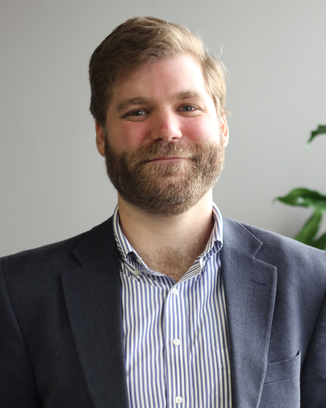 Patrick Lee headshot